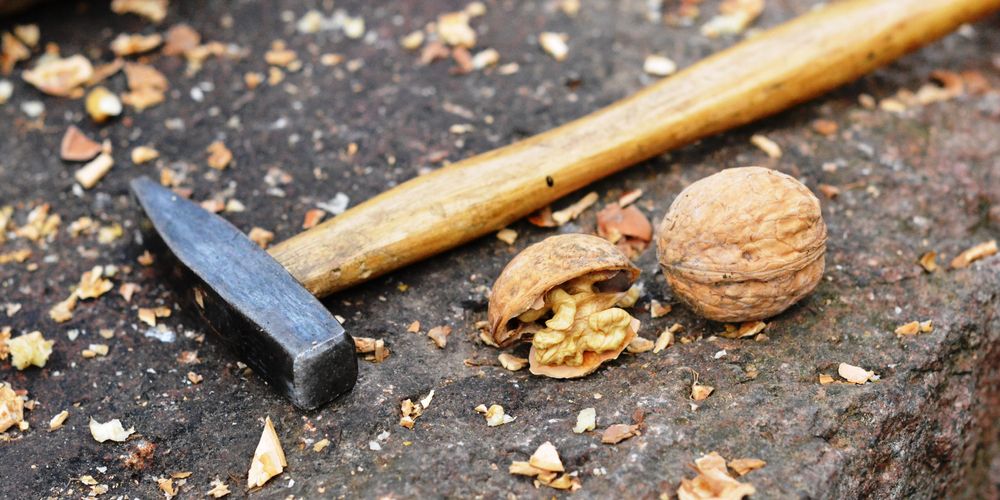 Adding a cache buster to esbuild